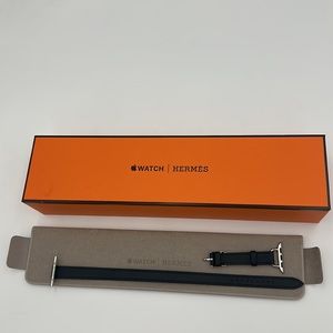 Apple Watch Hermès - 41mm Vert Rousseau Swift Leather Attelage Double Tour